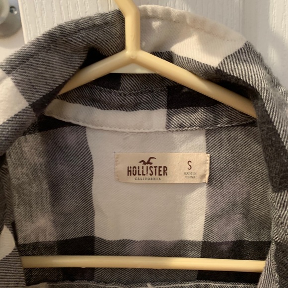 Hollister Flannel shirt - Picture 2 of 2